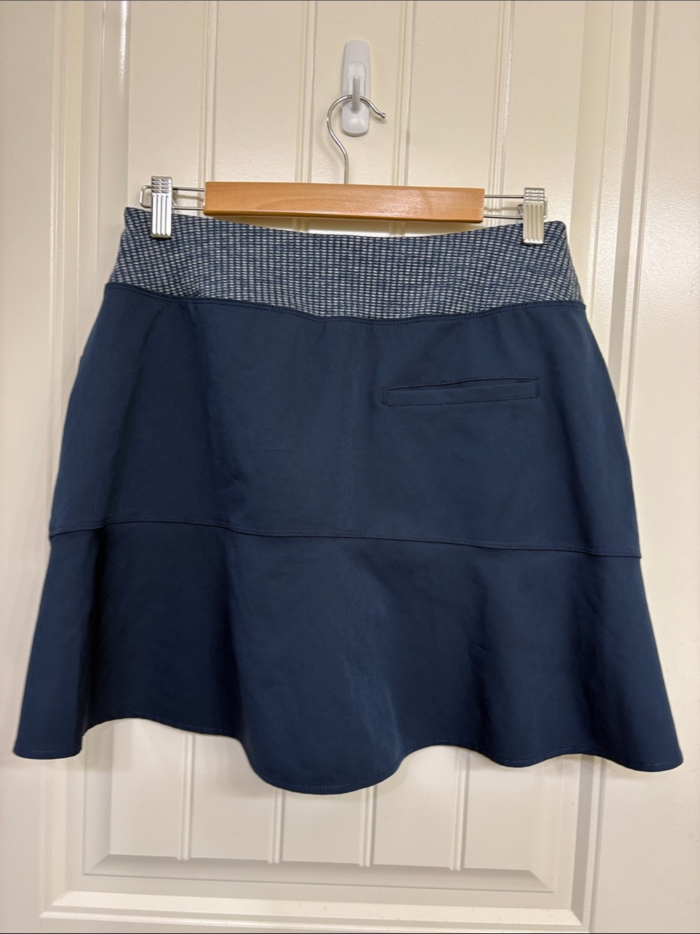 NWT adidas Navy Blue Women’s Athletic Golf Skort with Patterned Waistband - Picture 8 of 11